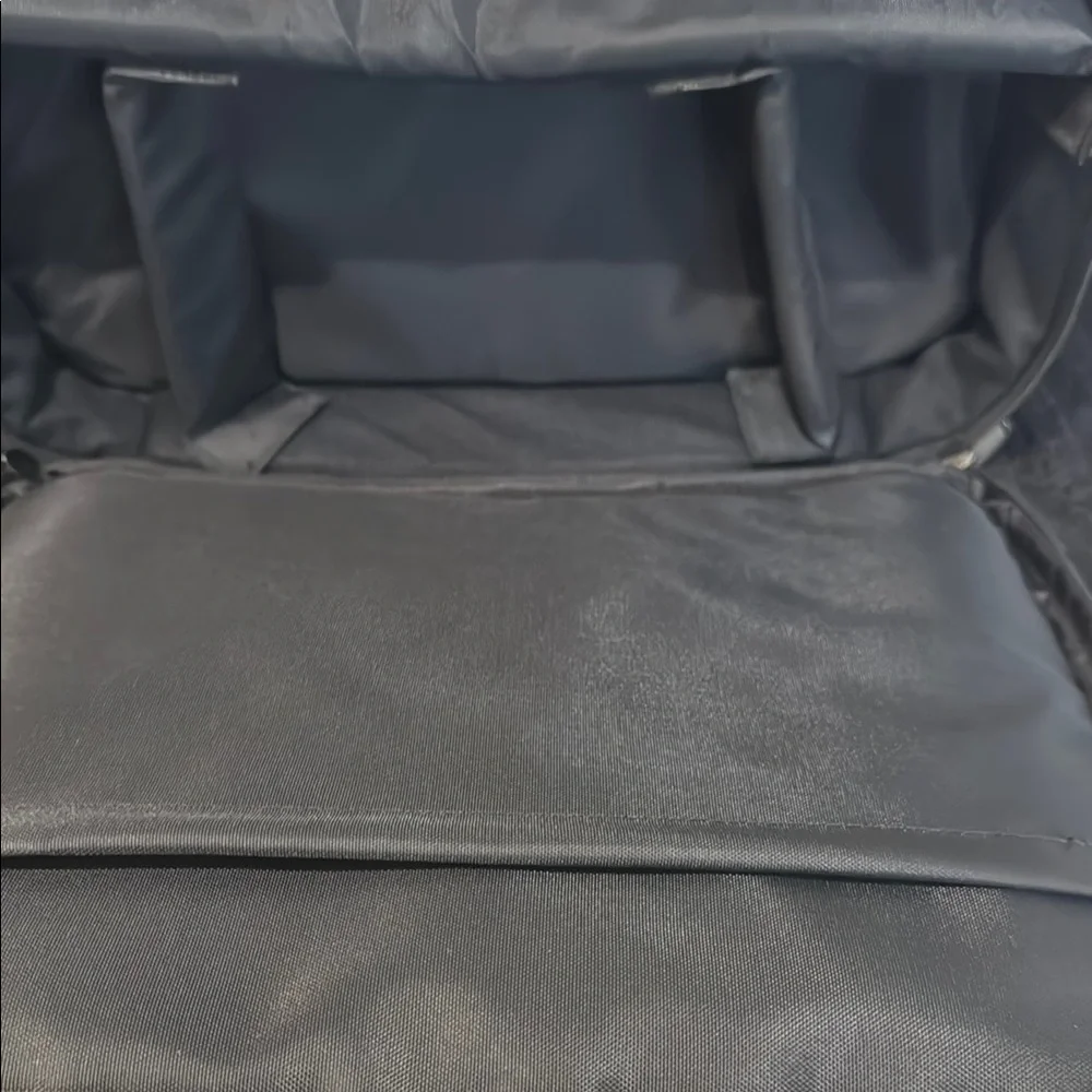 Black Leather Laptop Bag with Sturdy Handle and Flap Closure